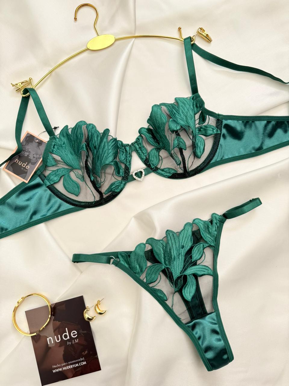 Set Lovely Green